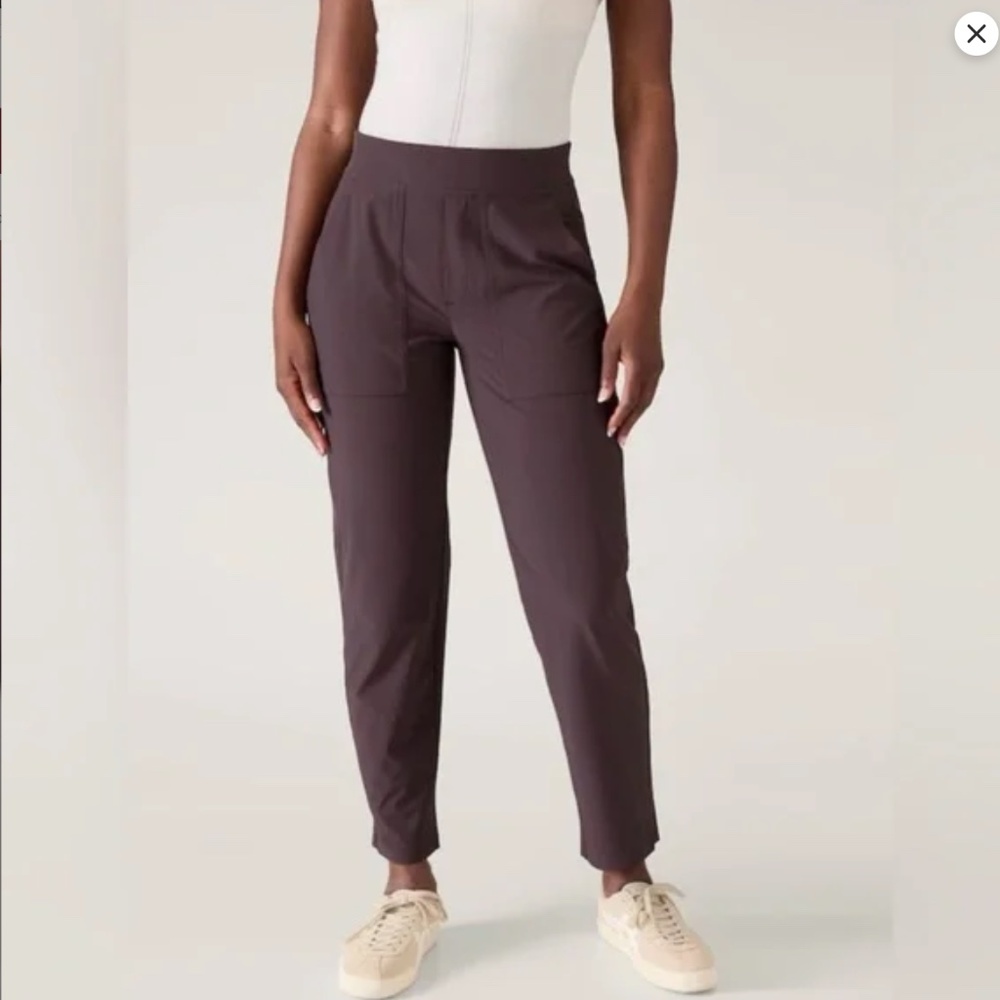 Athleta Brooklyn Ankle Utility Pant in Shale Women's Size 6